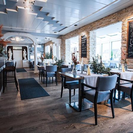 Hotel & Restaurant Rizzelli Superior Neustadt an der Aisch Kültér fotó