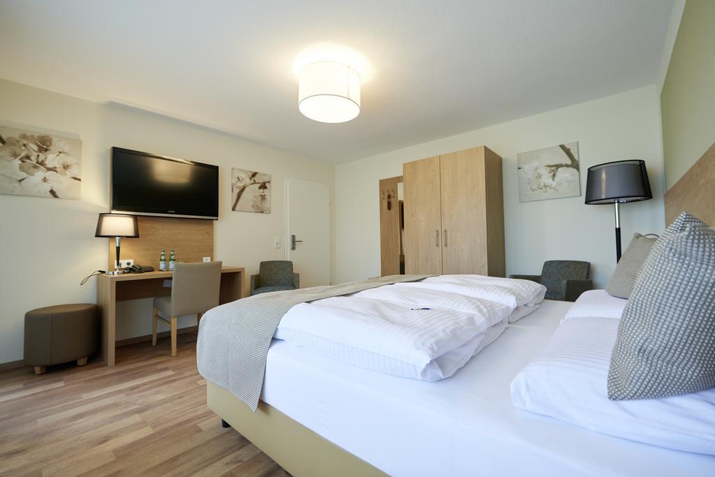 Hotel & Restaurant Rizzelli Superior Neustadt an der Aisch Kültér fotó